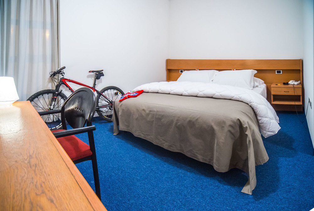 Fly Bike Hotel 3*